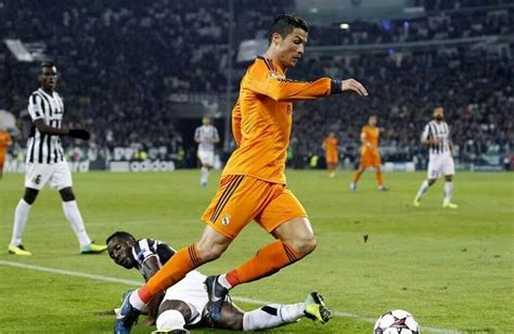 The ball can be scored into the goal using feet or any other parts of the body (except hands). That skill.. CR7 (With images) | Running, Football, Skills