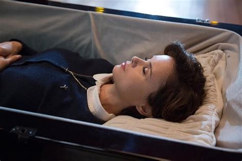 Beautiful women in their caskets. How Once Upon a Time Is Like Lost | POPSUGAR Entertainment