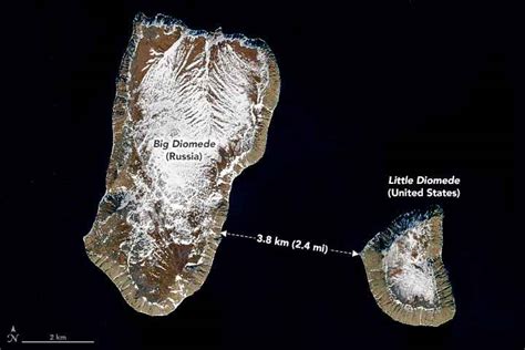 (gvozdev islands), two islands and rocks in the bering strait. Las Islas del Ayer y del Mañana - Vista al Mar _ Peñíscola