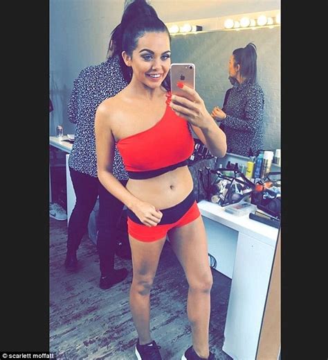 Now silver had a warm bed. Scarlett Moffatt shares candid behind-the-scenes selfie ...