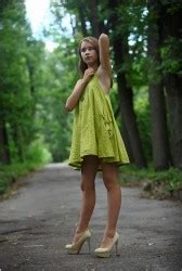 Senate, hanna 29, clarke 4. TeenModeling TeenModeling_hanna_model_greendress