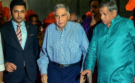 Последние твиты от raj thackeray (@rajthackeray). Amitabh Bachchan, Sachin Tendulkar Attend Raj Thackeray's ...