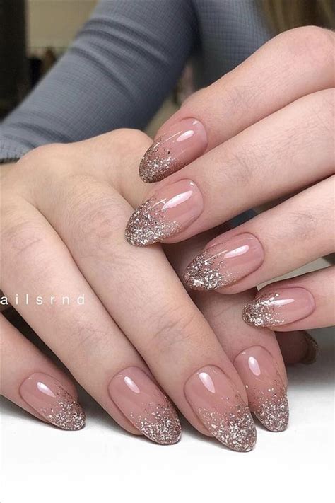 For comfort you may keep them short and have fun. Trendy short almond nails to light up your spring and ...