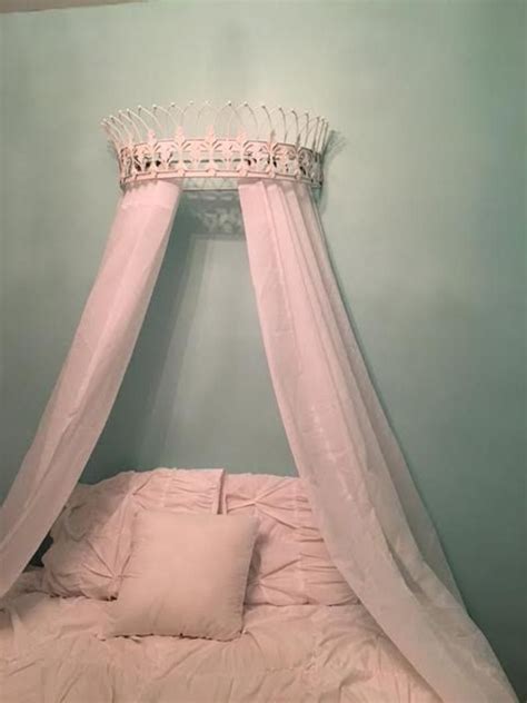 Mdf, plaster, foam crown molding costs anywhere from $5 to $45 per linear foot for both the materials and installation. Crown Canopy Bed Canopy Bed Crown Wall Crown Crown Wall ...
