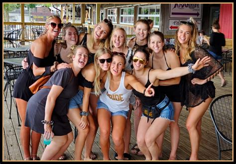 The lake was filled with boats, and sun worshipers and. All the Fun Things to Do in Lake of the Ozarks with Playin ...