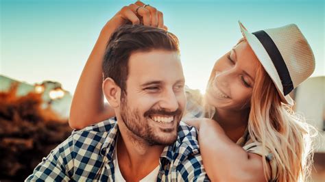 Wanting to video call you after giving and receiving compliments is normal and can feel validating when it comes from your new partner. Signs you're a victim of 'love bombing'