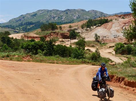 C.1760 the ngwane (or the dlamini royal line) settle in the area of modern southern swaziland (eshiselweni). Swaziland / Eswatini