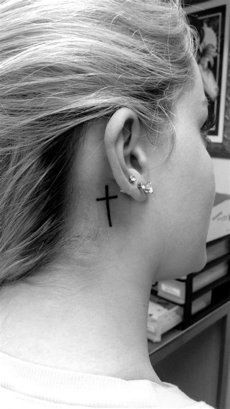 You can have the tattoo on the lobe of the ear, its shell or behind the ear, as the design and your preference demands. Cute cross behind the ear ️ | Neck tattoo, Behind ear ...