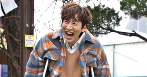 See more of lee kwang soo (running man) on facebook. Lee Kwang Soo Makes Dramatic Return To Running Man After ...