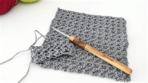 Vintage crochet deckchen frei muster (und anweisungen, um es in eine volle tischdecke zu machen) von lacy crochet. Häkelmuster Kreuzgitter