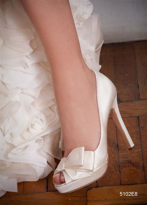 Scopri la collezione di abiti da cerimonia a roma. Penrose bridal & ceremony shoes | Scarpe da sposa, Scarpe ...