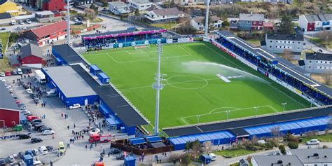 Sesongens første kamp på kristiansund stadion ble et fyrverkeri mer eller mindre fra start til mål. Guide to the 2018 Norwegian Eliteserie : soccer