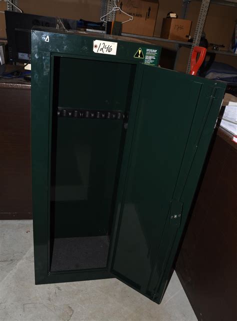 Buy products such as sentinel 10 gun security cabinet with key lock, black, 53 x 17.25 x 17, rifle, shotgun at walmart and save. Stack-On Gun Cabinet - Landsborough Auctions