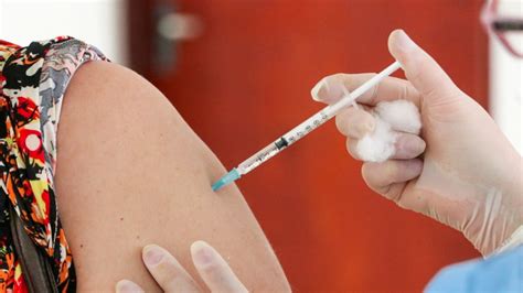Where are cases the highest? Pessoas de 30 anos com comorbidade podem agendar vacina em ...