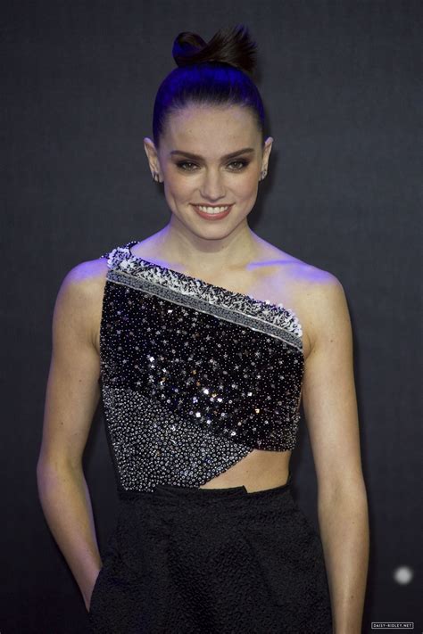 Star wars' daisy ridley says she cried all day after the rise of skywalker filming ended teddy schwarzman (the imitation game), keith redmon (the revenant) will produce alongside smith. Daisy Ridley pictures gallery (36) | Film Actresses