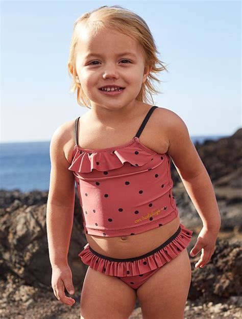 Maillot de bain une pièce à coques rose avec encolure volantée de kiabi. Maillot de bain tankini 2 pièces Bébé fille - rouille/noir ...