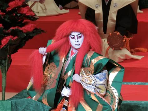 歌舞伎俳優の中村勘九郎(36)と中村七之助(35)が27日、マドリードのカナル劇場で「平成中村座スペイン公演」の初日公演を行った。海外公演は ...