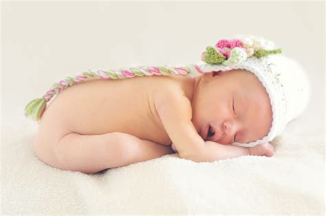 Pasaran kedua calon itu adalah : 57 Nama Bayi Perempuan yang Lahir di Bulan Januari, No 38 Bagus! - NamaBayi.com | Arti Nama Anak ...