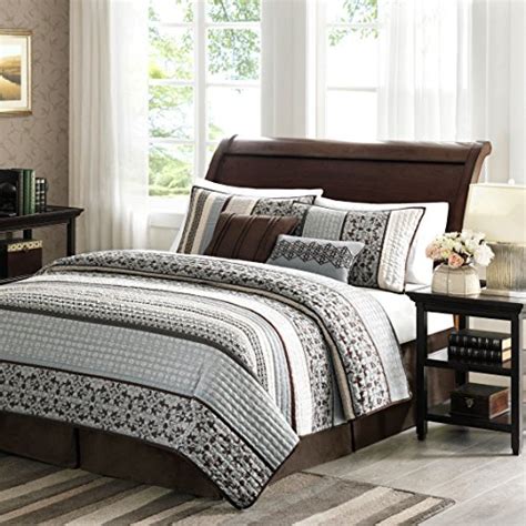 The 100 percent microfiber polyester material is machine washable, making care for the brown comforter set quick and easy. Chocolate Brown and Blue Bedding Sets