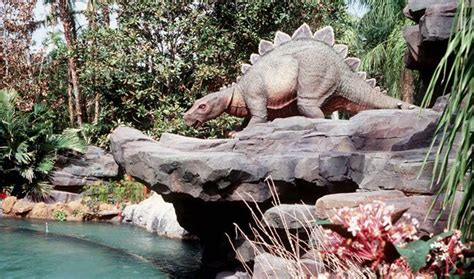 You'll feel the rush of the hunt as you ride through the raptor paddock and race alongside these fierce predators. Jurassic Park River Adventure at Islands of Adventure ...