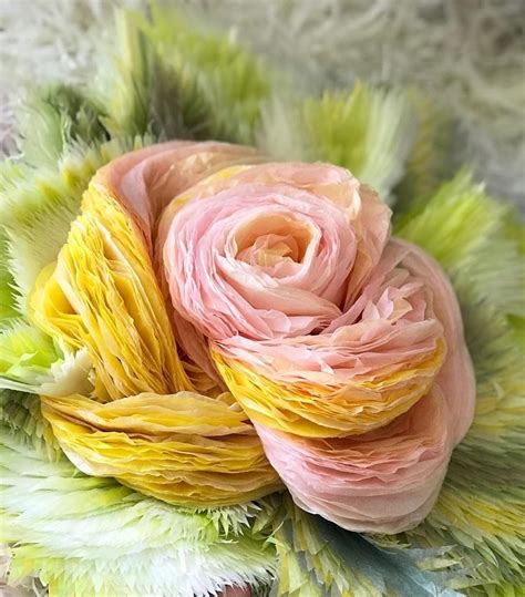 At four months old she moved to denmark and was raised in the. Amazing Paper Flowers by Marianne Eriksen-Scott Hansen ...