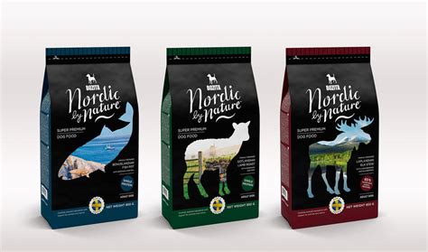 Download Pin op Packaging mockup template