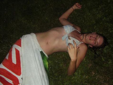 It's for true amateur/homemade content, often filmed with a there are usually more than 2 people involved (one can be filming a couple) but some content could be a friend filming/taking a picture of another friend. Fun Lol Pic's: 50 Passed Out Girl Pics