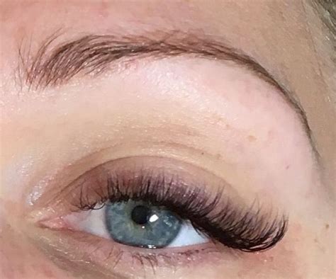 I'm afraid if i don't but ointment it won't heal and when i do put the ointment he begins his groom one is under his eye, one near his mouth and one on his elbow. Russian Volume Cat Eye Style #EyelashExtensionsCatEye ...