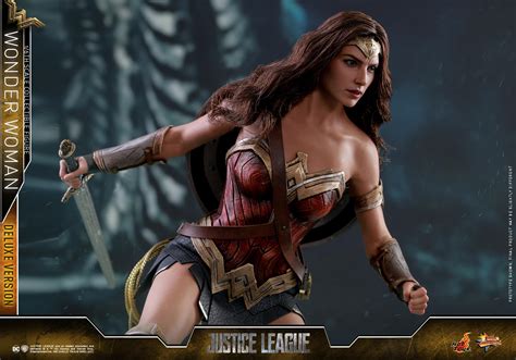 Justice league movie 2017 action figure series part 2. Hot Toys Justice League Wonder Woman figure - Lyles Movie ...