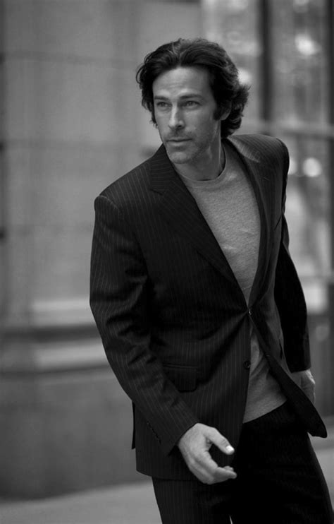 He is an actor, known for até amanhã, camaradas (2005), quarta divisão (2013) and a. Paulo Pires - AKT Agencia