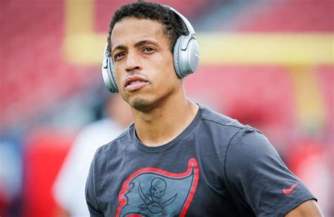 Some of the pieces are set to new music. Brent Grimes Wife, Net Worth, Height, Weight, Body ...