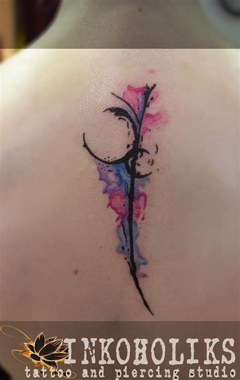 The fact that flying is usually related to freedom makes birds, especially those that can fly, great subjects for inks or tattoos. watercolour tattoo by lolirotart on DeviantArt