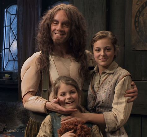 With a love of music and a fine singing voice. James Nesbitt and his real-life daughters | The hobbit ...