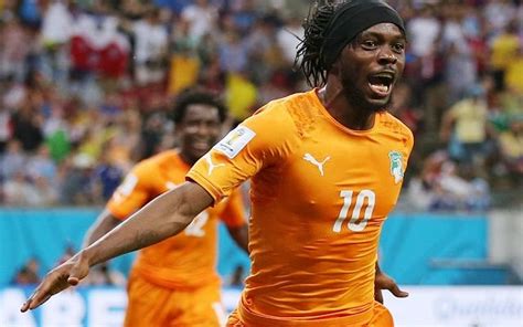 Gervinho is the brother of fonsinho (cleopatra fc). Gervinho, che follia in Nazionale! (VIDEO) | Incredibile ...