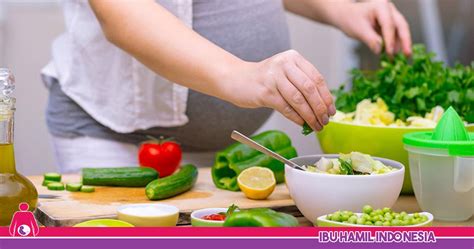 Diet ibu hamil dapat dilakukan dengan menjaga pola makan yang sehat. Bumil Puasa? Berikut 5 Tips Makanan Sahur Untuk Ibu Hamil ...