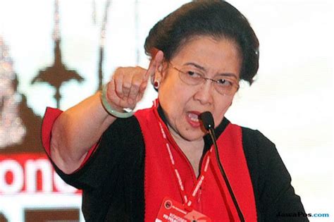 Berikut 10 foto perubahan megawati. Megawati Menantang Para Pengusung Ideologi Khilafah ...