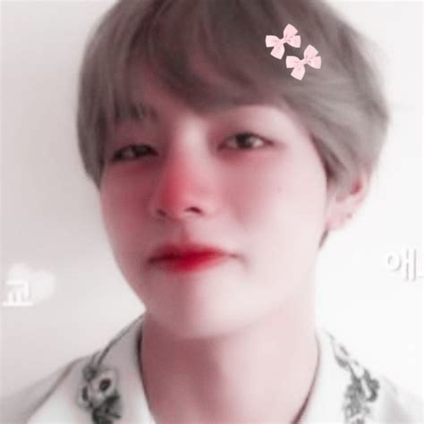 Aesthetic emojis ✅ is a collection of artistic smiley, face emotion symbol, emoticons combination. 𓈒ʿ yoonha ࣪ 🐄 in 2021 | Taehyung, Cute emoji combinations ...