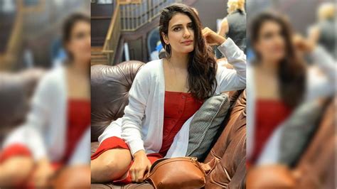 Exclusive | fatima sana shaikh and sanya malhotra get candid about aamir khan, dangal and much more #bollywoodlife. Dangal Girl Fatima Sana Shaikh Reveals Her Wedding Plans ...