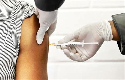 本站建議最佳瀏覽器版本為internet explorer 8、firefox 8.0、opera 7、safari 5.1.1(含)以上， 其它未. 英藥廠與牛津大學研發疫苗 99%產生中和抗體 - 生活 - 自由時報電子報