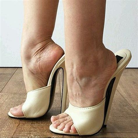 The high instep is most commonly known as the high arch that is opposite of fallen arch and somewhat less common. Perfect high arches on perfect mules ️ #highheels #heel # ...