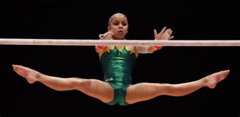 Flavia saraiva é final na trave para nossa pequena gigante. Flávia Saraiva consegue nota na Copa do Mundo de ginástica ...