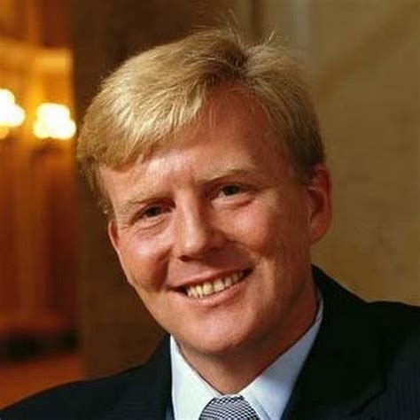 A dutch king on queen's day: Prins Willem-Alexander - YouTube