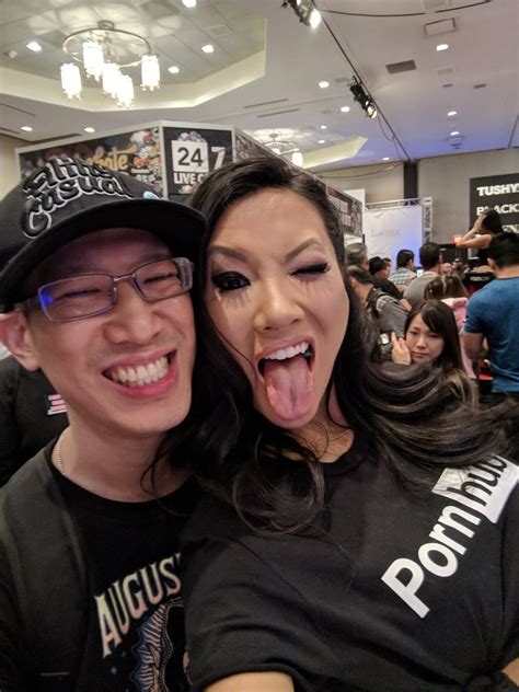 Wet and wild asian asa akira. !!𝕒𝕝𝕍𝕀𝕟!! on Twitter: "Typical Asian selfies with ...