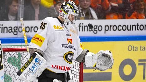 Vehvilainen, as we detailed monday, is another brilliant goaltending prospect that the blue jackets will have to find room for eventually. Veini Vehviläinen palaa Suomeen - NHL-seura lainasi SM ...