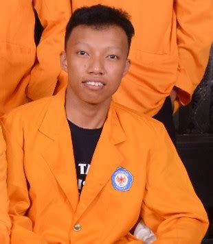 Dalam lingkup administrasi sekolah itu peranan guru amat penting. FUNGSI DAN PERANAN LEMBAGA PENDIDIKAN
