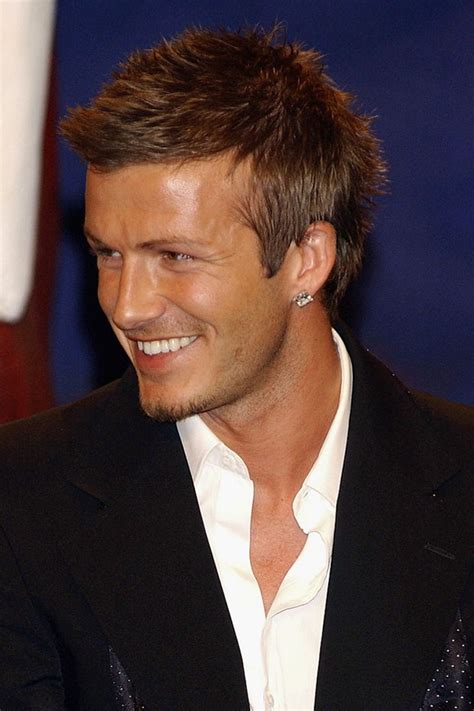 David beckham for house 99 | männerhaar beckham haare beckham frisur so sieht die david beckham frisur im laufe der jahre aus! David Beckhams Frisuren | Bild 12 von 22 | COSMOPOLITAN