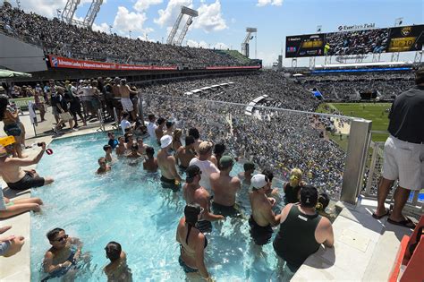 A similar package of 20 tickets on the upper level of the party deck, which does not include pool access, costs $3,000 a game, or $150 per person. Jaguars Begin Offering Public Tours Of EverBank Field ...