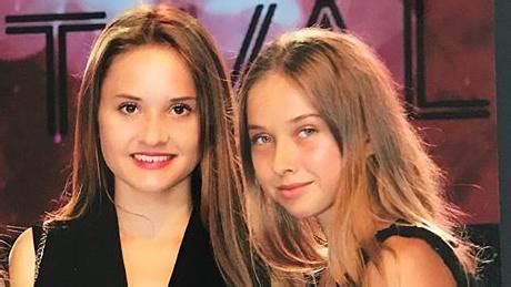 Shania und Davina: Zeigt Carmen Geiss ihre Töchter online ...
