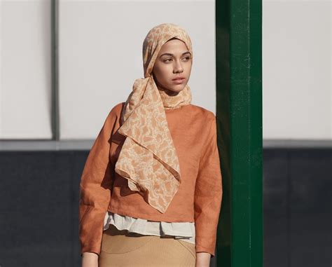 Learn more about hana tajima through our interview with her! UNIQLO-HANA-TAJIMA-SS17_main - Nona