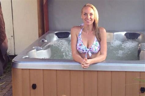 The hot tub step has aluminum stands at the front and back which ensure stability. SEXY PICS: Josie Gibson shows off her new boobs in the hot ...